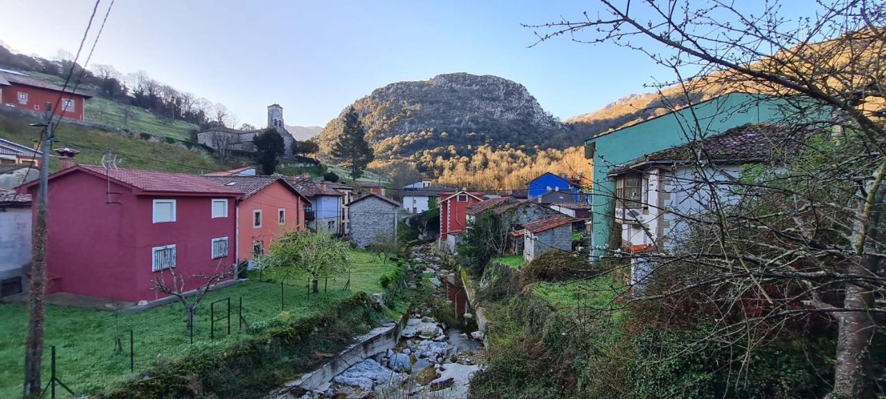 Precioso Apartamento A Pie De Montanas Y Playas Carrena de Cabrales Esterno foto
